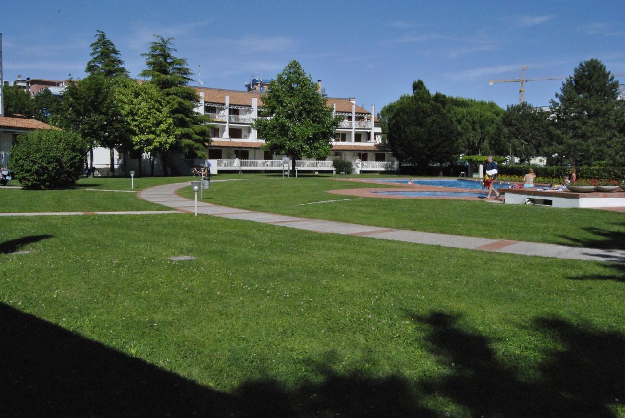 Residence Selenis Caorle Kültér fotó